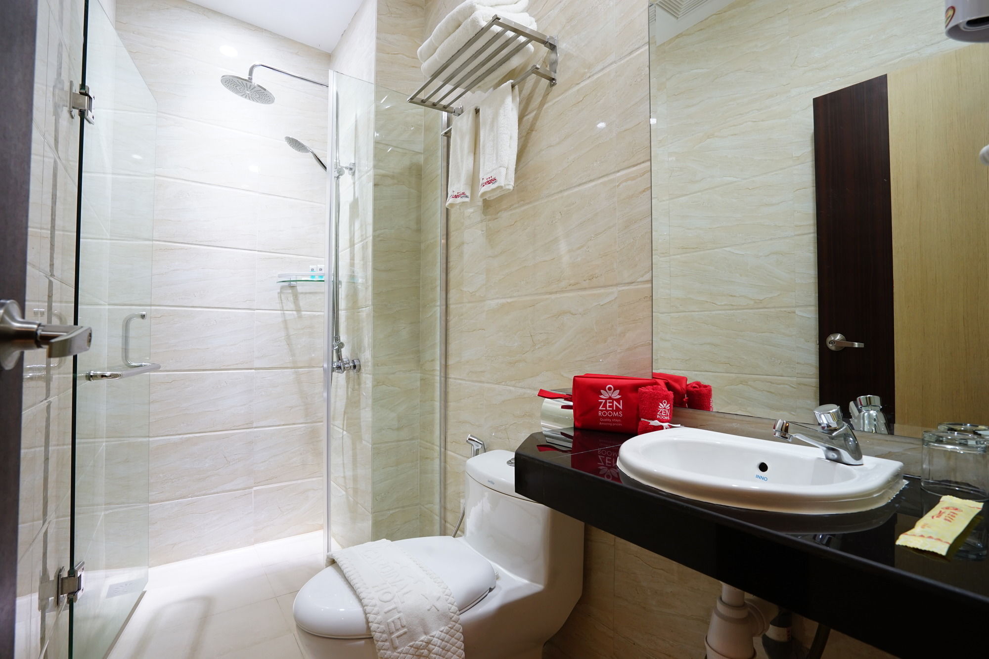 Cardinal Lucky Star Hotel Batam Exterior photo