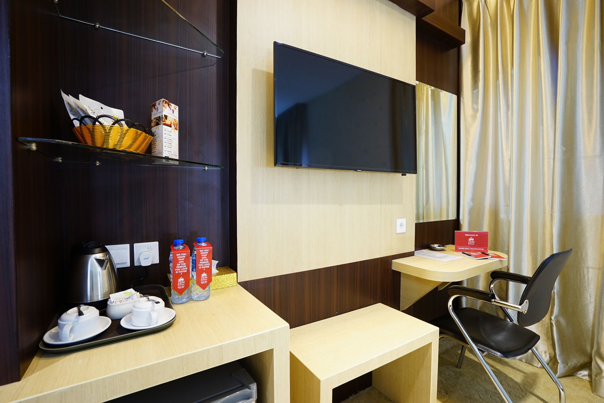 Cardinal Lucky Star Hotel Batam Exterior photo